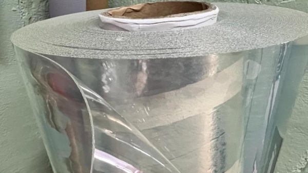 ТПУ Пленка 0,7мм для бронирования лодки ПВХ 137х100см