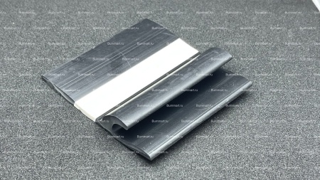 Привальный брус 80мм однополосный (Черно-Белый)