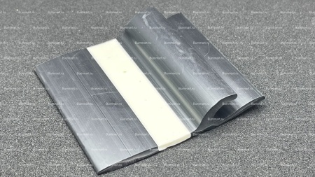 Привальный брус 80мм однополосный (Черно-Белый)